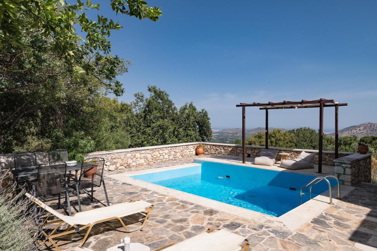 Koules Estate, With Private Pools & Bbq - Embracing Nature, By Thinkvilla Argouli エクステリア 写真