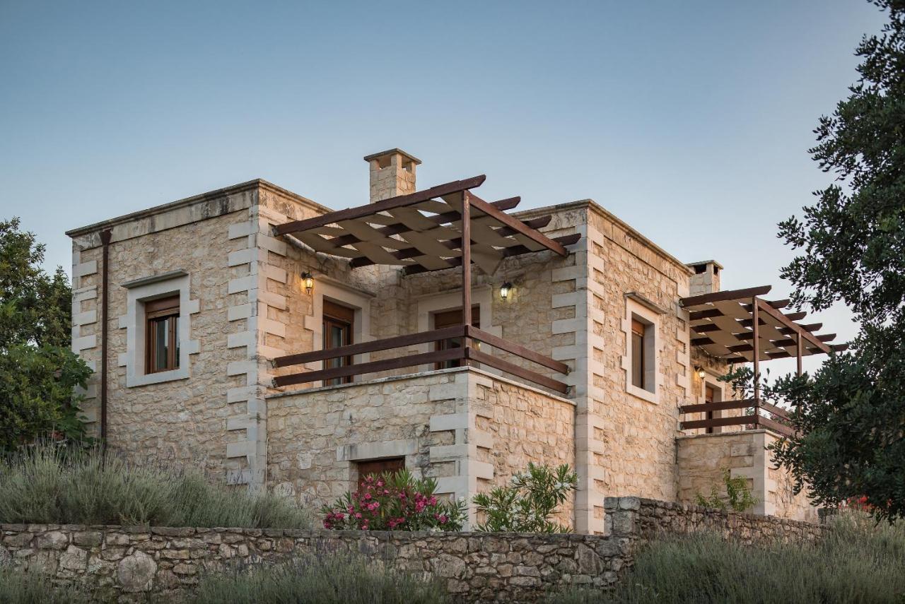 Koules Estate, With Private Pools & Bbq - Embracing Nature, By Thinkvilla Argouli エクステリア 写真