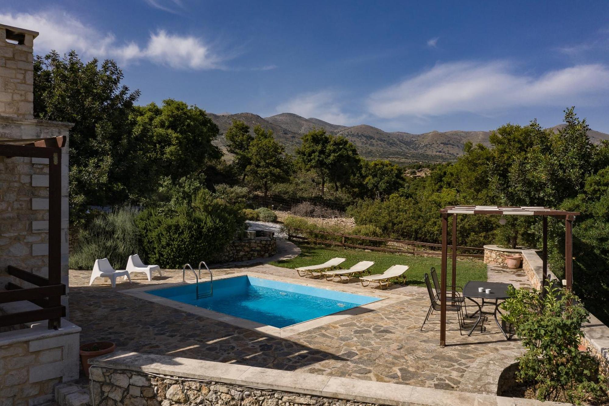 Koules Estate, With Private Pools & Bbq - Embracing Nature, By Thinkvilla Argouli 部屋 写真