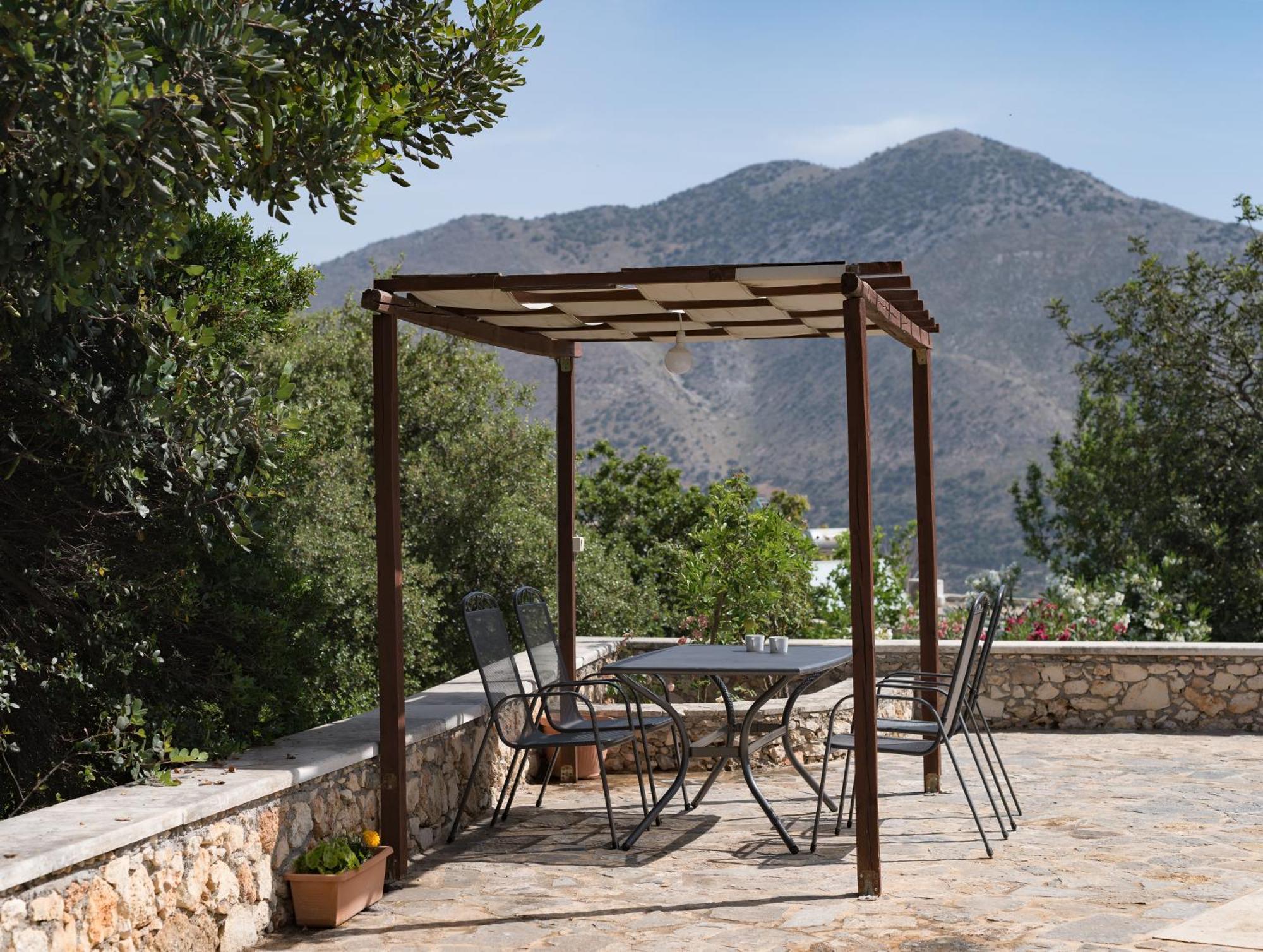 Koules Estate, With Private Pools & Bbq - Embracing Nature, By Thinkvilla Argouli 部屋 写真
