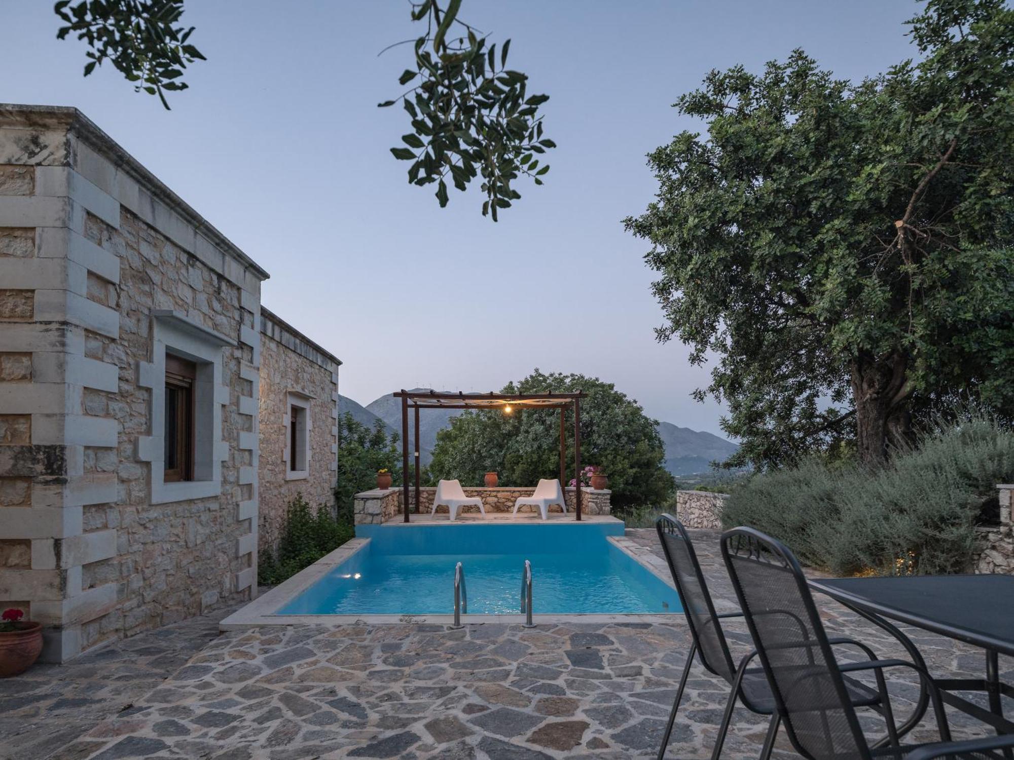 Koules Estate, With Private Pools & Bbq - Embracing Nature, By Thinkvilla Argouli 部屋 写真